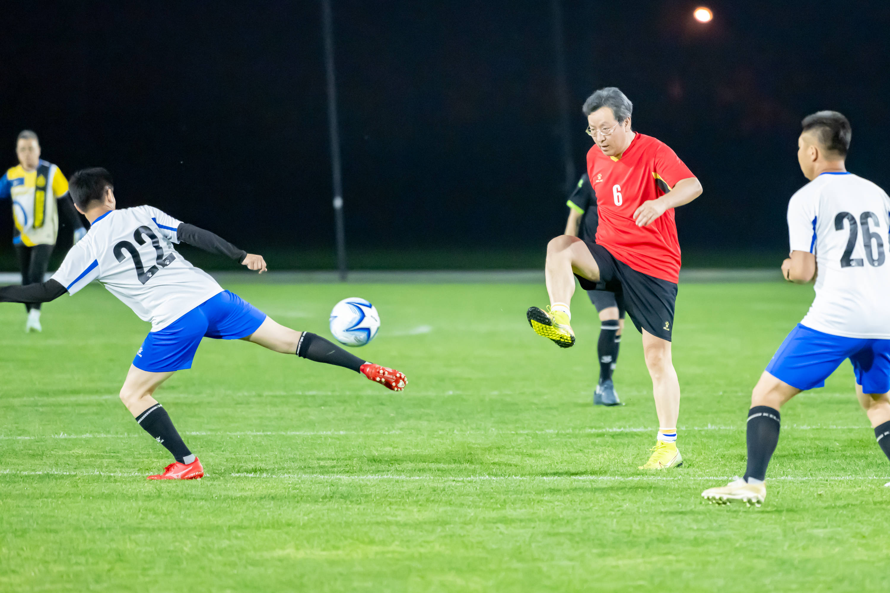 些发展中国 些发展中国